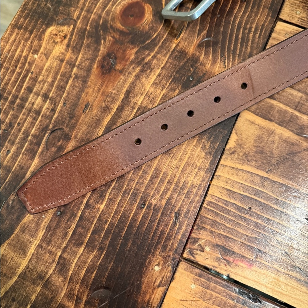 Wrangler Classic Brown Leather Belt with Silver Buckle - 45.5 inches - Picture 3 of 3